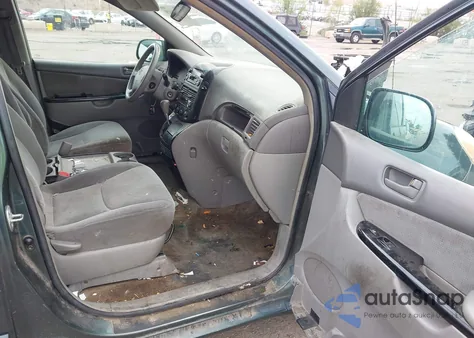 2005 Toyota Sienna Le из США, поврежденный, VIN 5TDZA23C95S282326